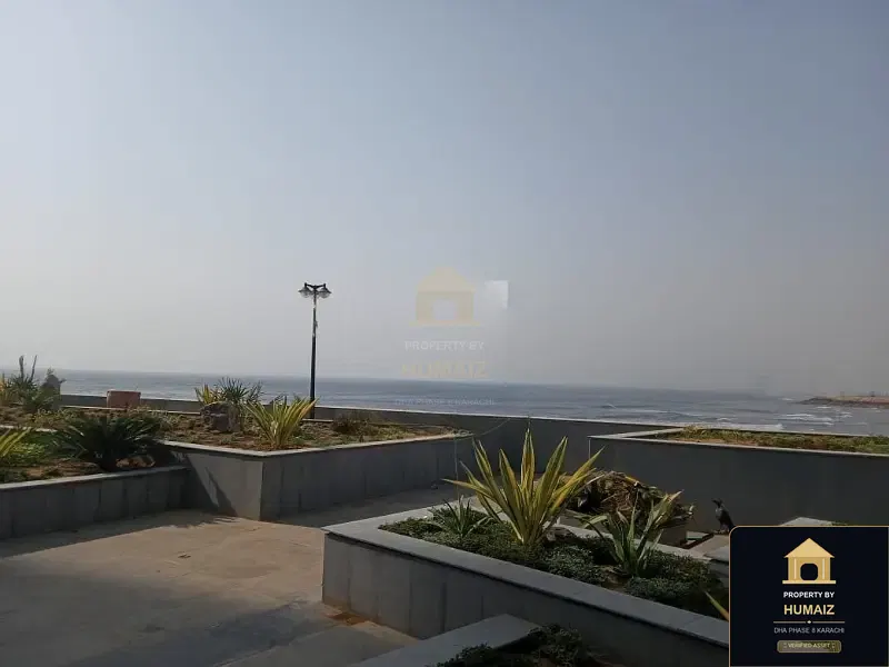 3-Bedroom Luxury Apartment (Sea Facing, 5 Bath, Suite 25) at Pearl Towers For Sale in DHA Phase 8 Karachi — Photograph 4