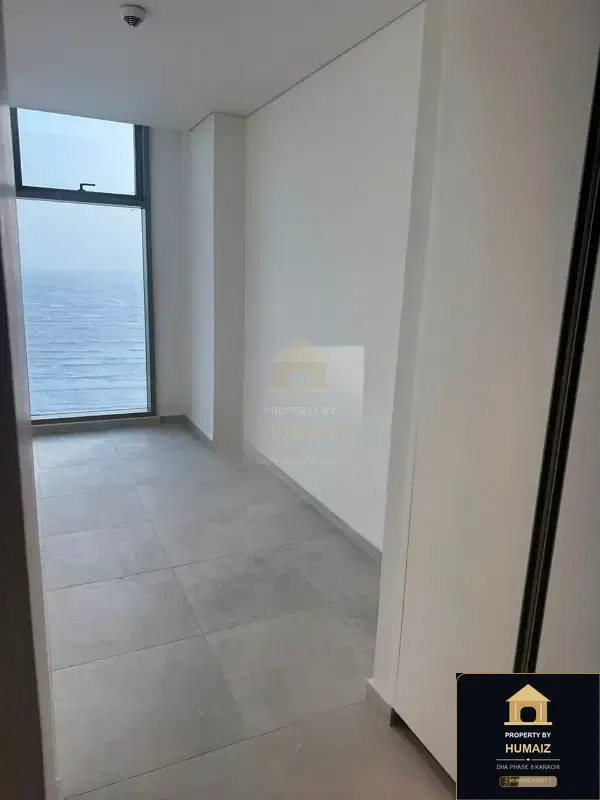 3-Bedroom Luxury Apartment (Sea Facing, 5 Bath, Suite 20) at The Views For Sale in DHA Phase 8 Karachi — Photograph 16