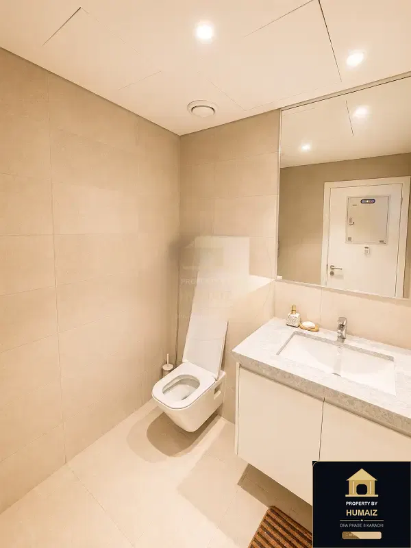 2-Bedroom Luxury Apartment (Sea Facing, 3 Bath, Suite 34) at The Views For Rent in DHA Phase 8 Karachi — Photograph 4