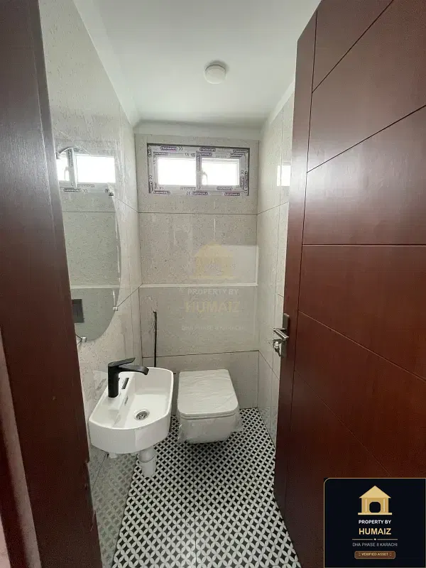 500 Sq. Yd. 6-Bedroom Luxury Villa (6 Bath, Residence 93) in DHA Phase 8 For Sale in DHA Phase 8 Karachi — Photograph 4