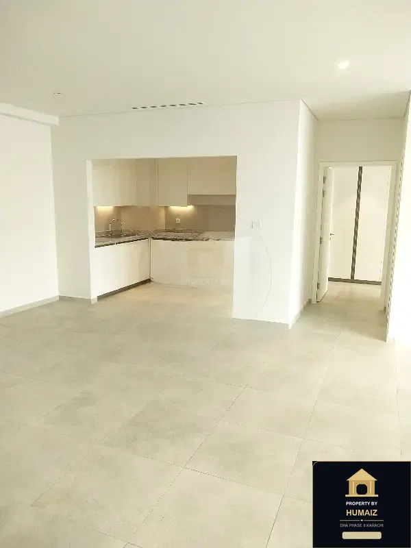 2-Bedroom Luxury Apartment (Sea Facing, 4 Bath, Suite 3) at The Views For Rent in DHA Phase 8 Karachi — Photograph 18