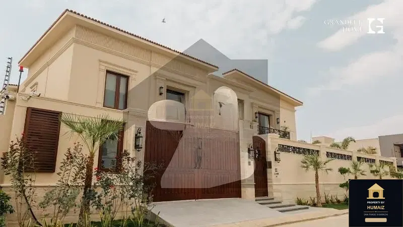 1,000 Sq. Yd. 6-Bedroom Luxury Villa (Private Pool, 7 Bath, Residence 32) in DHA Phase 8 For Sale in DHA Phase 8 Karachi — Photograph 2