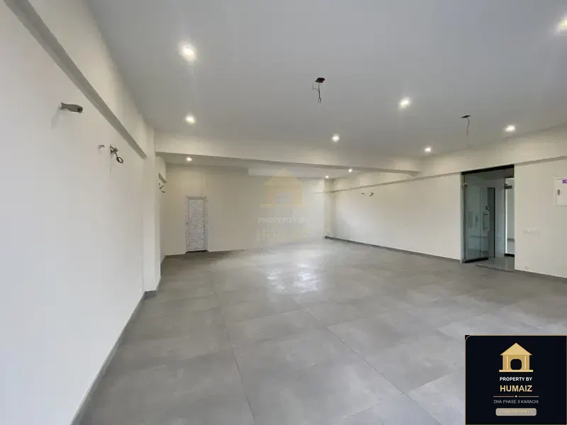 222 Sq. Yd. Corporate Office Space (Brand New, Unit 3) on Zulfiqar Commercial For Rent in DHA Phase 8 Karachi — Photograph 5