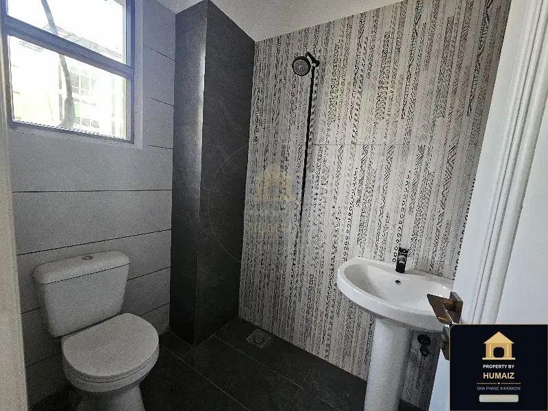 3-Bedroom Luxury Apartment (Brand New, 3 Bath, Suite 49) on Al-Murtaza Commercial For Sale in DHA Phase 8 Karachi — Photograph 3