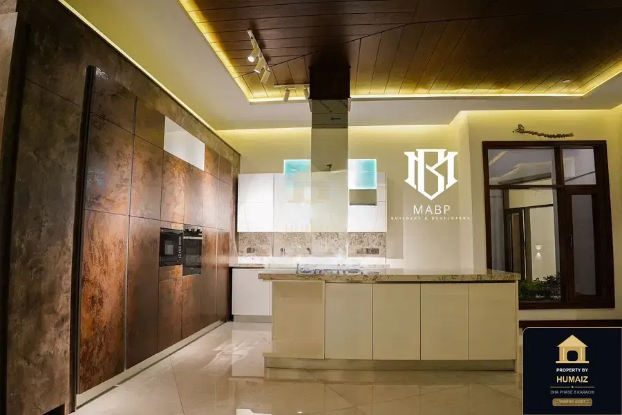 1,000 Sq. Yd. 6-Bedroom Luxury Villa (6 Bath, Residence 25) in DHA Phase 8 For Sale in DHA Phase 8 Karachi — Photograph 7