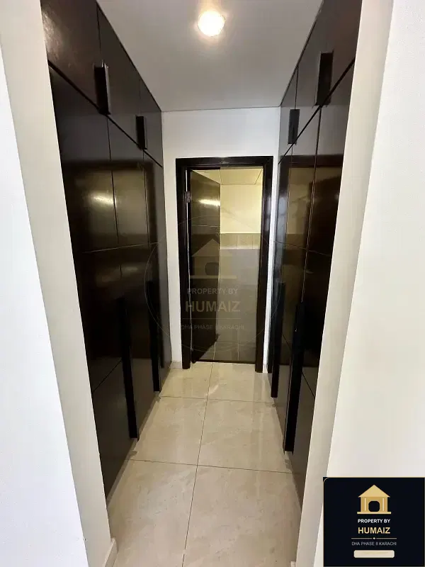 3-Bedroom Luxury Apartment (Sea Facing, 4 Bath, Suite 4) at Pearl Towers For Rent in DHA Phase 8 Karachi — Photograph 9