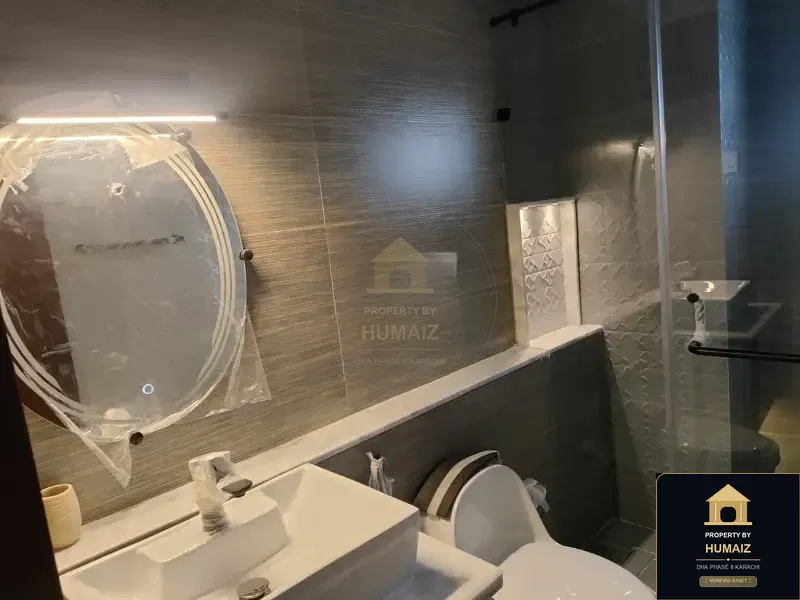 4-Bedroom Luxury Apartment (5 Bath, Suite 16) at Creek Vistas For Rent in DHA Phase 8 Karachi — Photograph 17