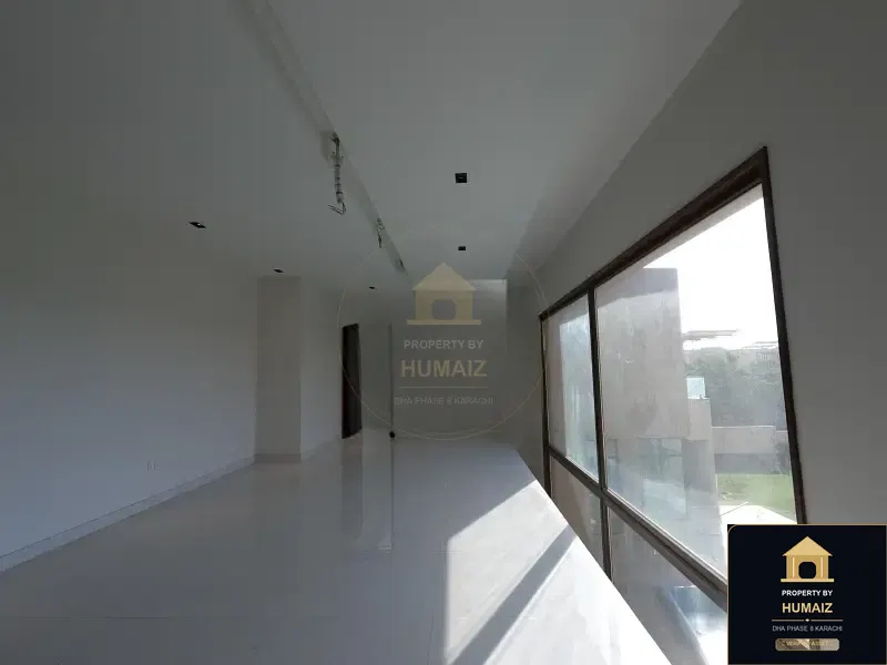 3,000 Sq. Yd. 10-Bedroom Luxury Villa on Khayaban-e-Iqbal For Sale in DHA Phase 8 Karachi — Photograph 23