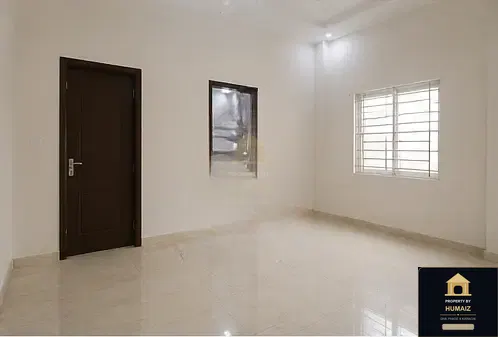 100 Sq. Yd. 4-Bedroom Luxury Villa (Basement, 4 Bath, Residence 18) in DHA Phase 8 For Sale in DHA Phase 8 Karachi — Photograph 5