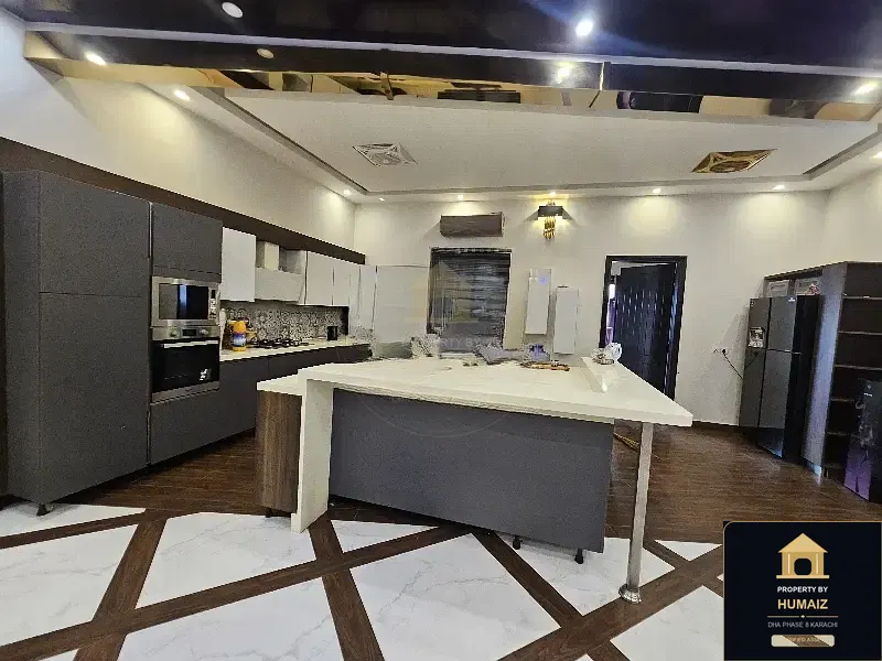 1,000 Sq. Yd. 6-Bedroom Luxury Villa (6 Bath, Residence 7) in Zone A For Sale in DHA Phase 8 Karachi — Photograph 15