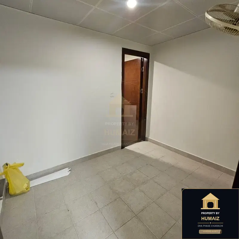 120 Sq. Yd. 4-Bedroom Luxury Villa in Zone A For Rent in DHA Phase 8 Karachi — Photograph 15