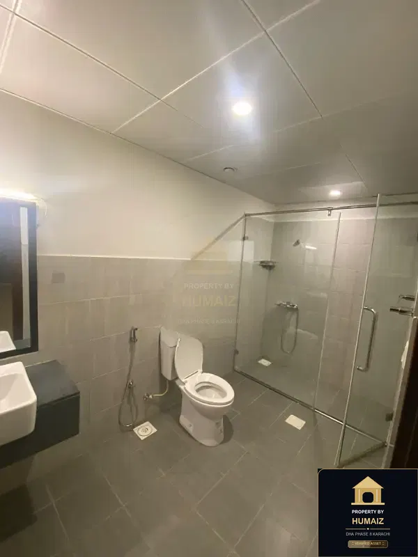 3-Bedroom Luxury Apartment (Private Pool, 5 Bath, Suite 3) at Reef Towers For Rent in DHA Phase 8 Karachi — Photograph 4