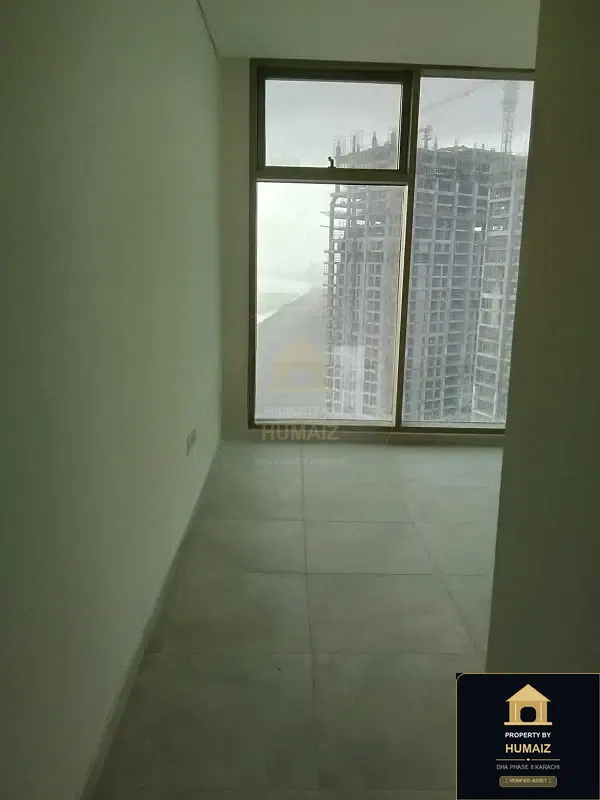 3-Bedroom Luxury Apartment (Private Pool, 3 Bath, Suite 29) at The Views For Rent in DHA Phase 8 Karachi — Photograph 16
