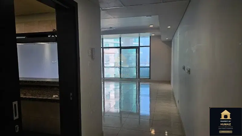 2-Bedroom Luxury Apartment (Sea Facing, 4 Bath, Suite 1) at Pearl Towers For Sale in DHA Phase 8 Karachi — Photograph 25