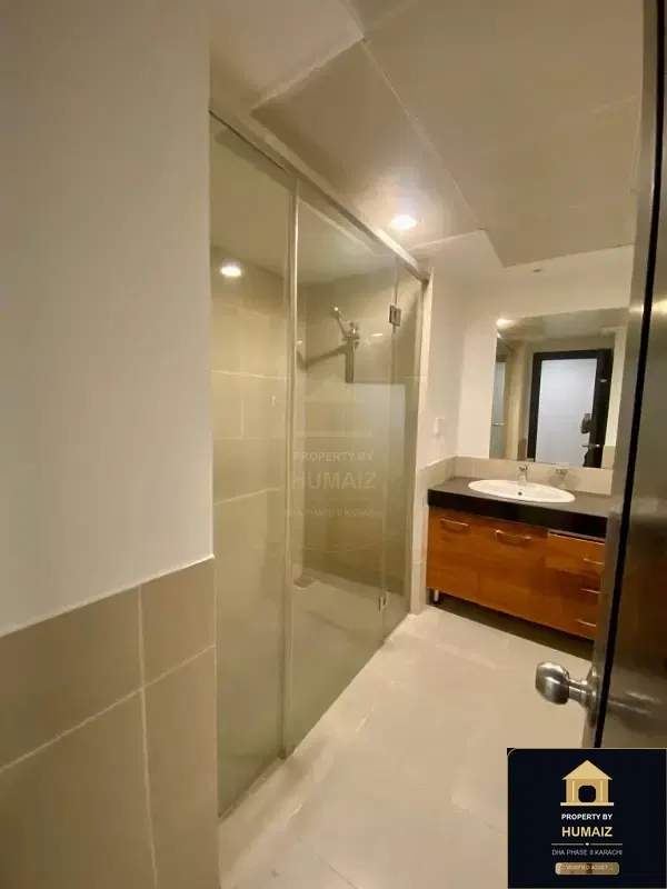 4-Bedroom Luxury Apartment (Sea Facing, 6 Bath, Suite 3) at Coral Towers For Sale in DHA Phase 8 Karachi — Photograph 16