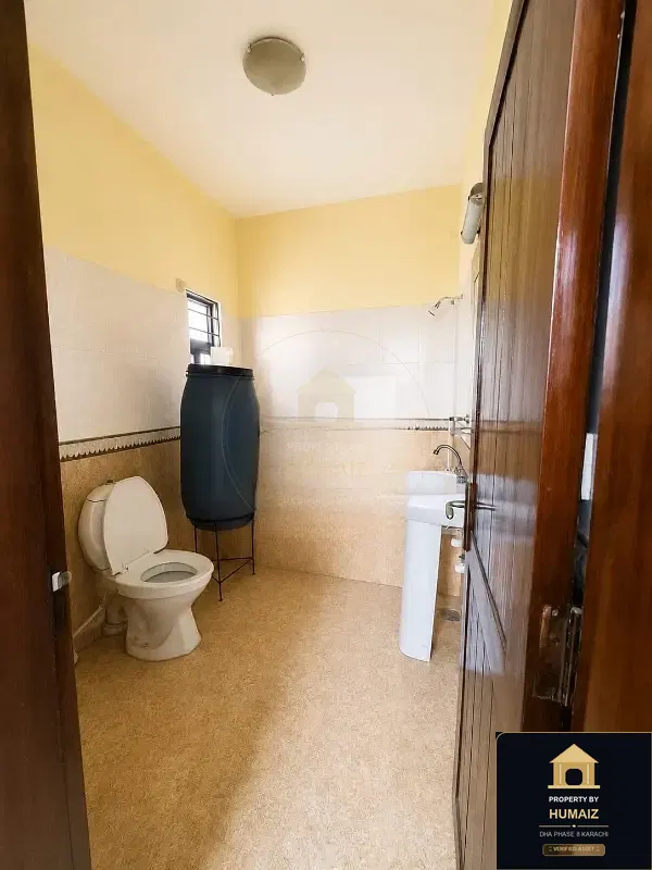 300 Sq. Yd. 5-Bedroom Luxury Villa in Khayaban-e-Ittehad For Sale in DHA Phase 8 Karachi — Photograph 6
