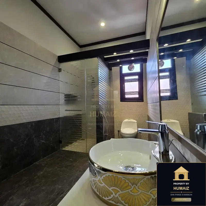 666 Sq. Yd. 6-Bedroom Luxury Villa (Basement, 6 Bath, Residence 8) in DHA Phase 8 For Sale in DHA Phase 8 Karachi — Photograph 10