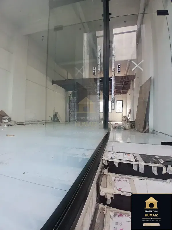 100 Sq. Yd. Commercial Retail Shop (Boulevard Facing, 1 Bath, Unit 3) on Al-Murtaza Commercial For Sale in DHA Phase 8 Karachi — Photograph 2