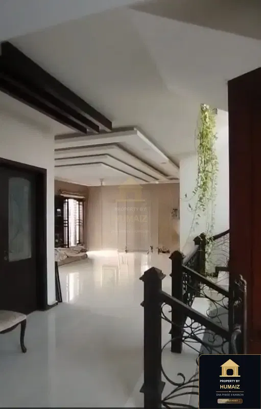 500 Sq. Yd. 5-Bedroom Luxury Villa (Basement, 6 Bath, Residence 3) at Creek Vistas For Sale in DHA Phase 8 Karachi — Photograph 3