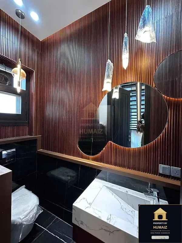 500 Sq. Yd. 7-Bedroom Luxury Villa (West Open, 6 Bath, Residence 18) in DHA Phase 8 For Sale in DHA Phase 8 Karachi — Photograph 9