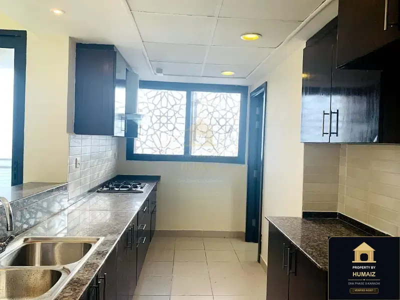 3-Bedroom Luxury Apartment (Sea Facing, 5 Bath, Suite 4) at Coral Towers For Sale in DHA Phase 8 Karachi — Photograph 10