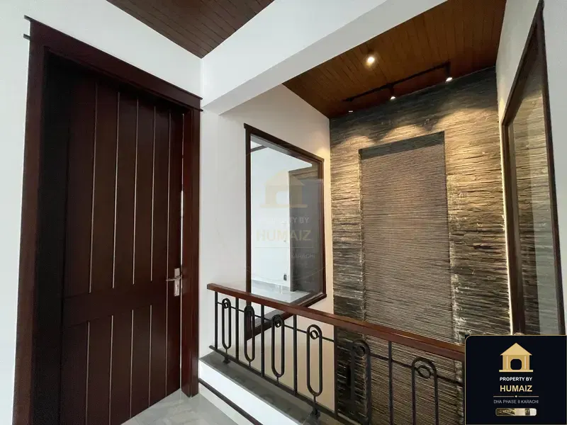 666 Sq. Yd. 6-Bedroom Luxury Villa (Private Pool, 6 Bath, Residence 1) in Zone A For Sale in DHA Phase 8 Karachi — Photograph 20