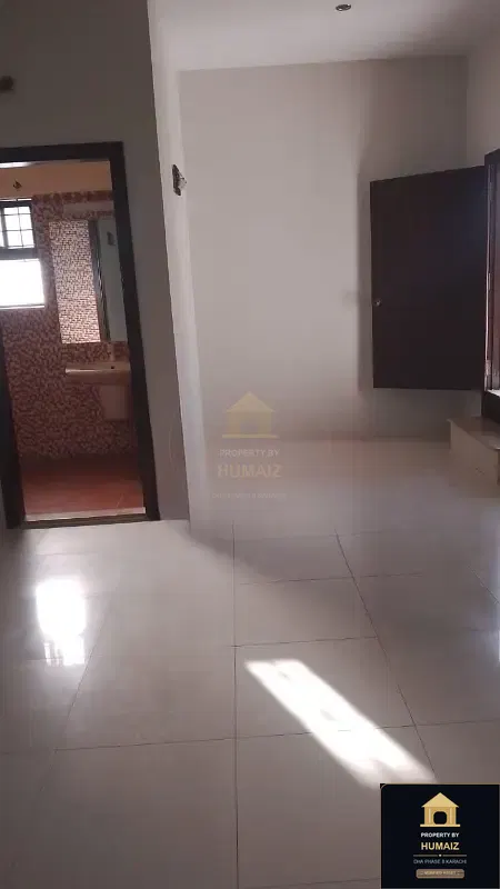 4-Bedroom Upper/Lower Portion (4 Bath, Unit 1) in DHA Phase 8 For Rent in DHA Phase 8 Karachi — Photograph 15