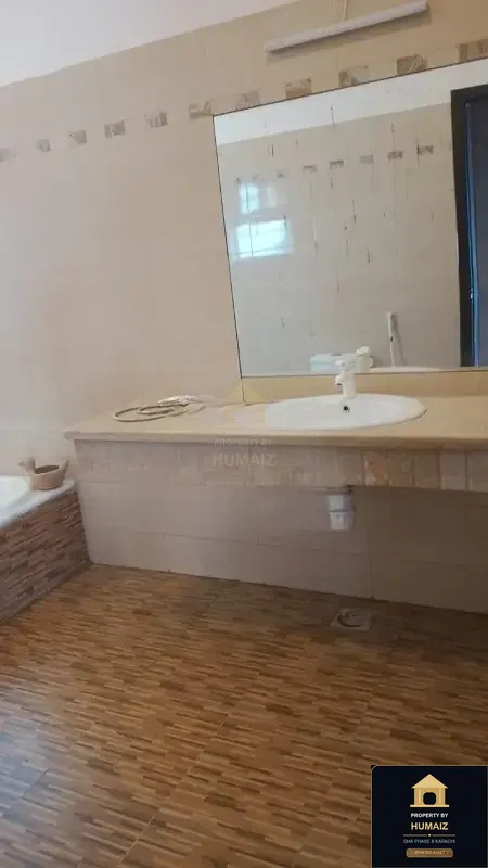 4-Bedroom Upper/Lower Portion (4 Bath, Unit 1) in DHA Phase 8 For Rent in DHA Phase 8 Karachi — Photograph 37