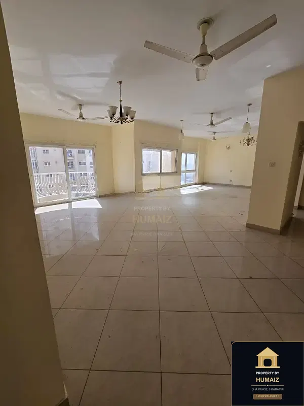 4-Bedroom Luxury Apartment (West Open, 5 Bath, Suite 14) at Creek Vistas For Sale in DHA Phase 8 Karachi — Photograph 4