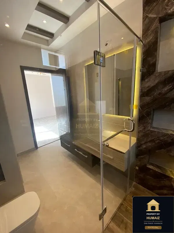 500 Sq. Yd. 6-Bedroom Luxury Villa (West Open, 6 Bath, Residence 6) in Zone B For Sale in DHA Phase 8 Karachi — Photograph 7