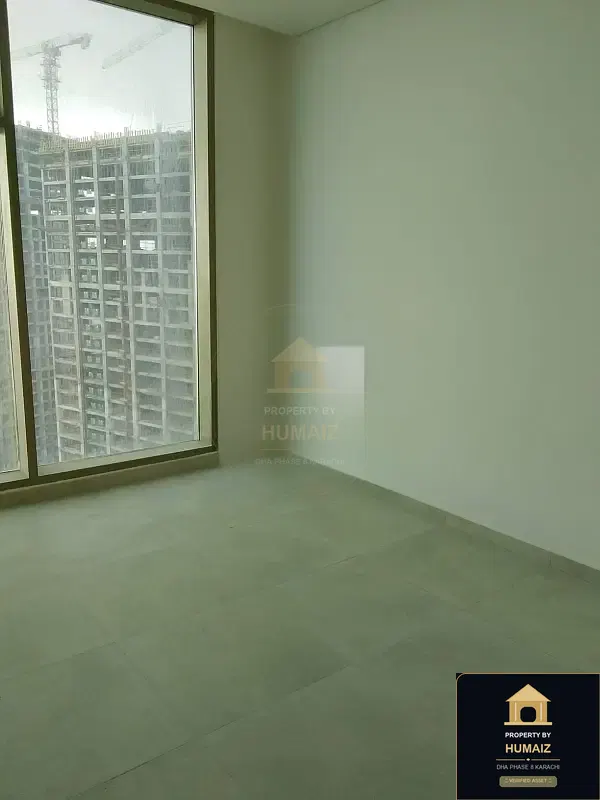 3-Bedroom Luxury Apartment (Sea Facing, 5 Bath, Suite 36) at The Views For Rent in DHA Phase 8 Karachi — Photograph 16