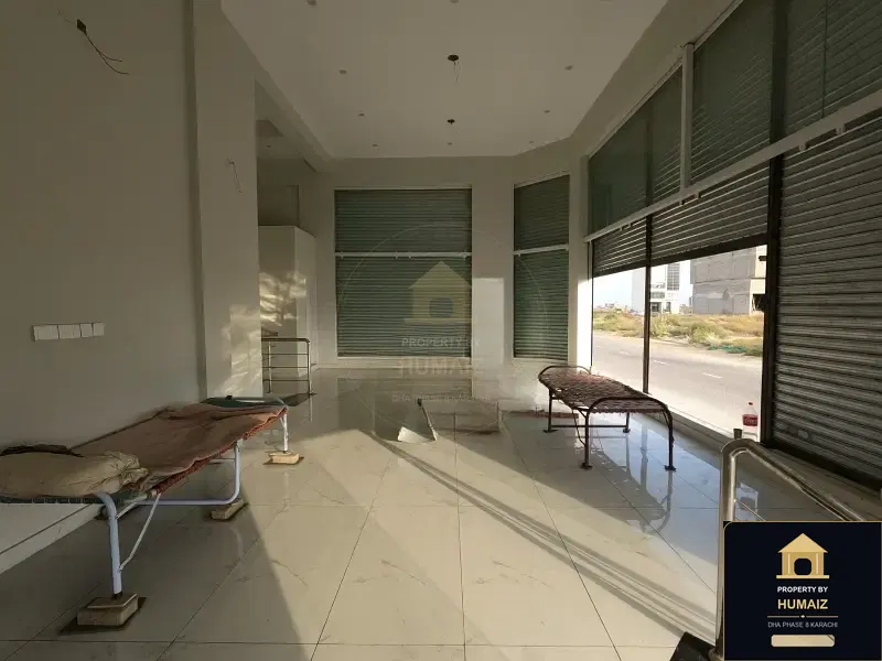 100 Sq. Yd. Commercial Building on Peninsula Commercial For Sale in DHA Phase 8 Karachi — Photograph 18
