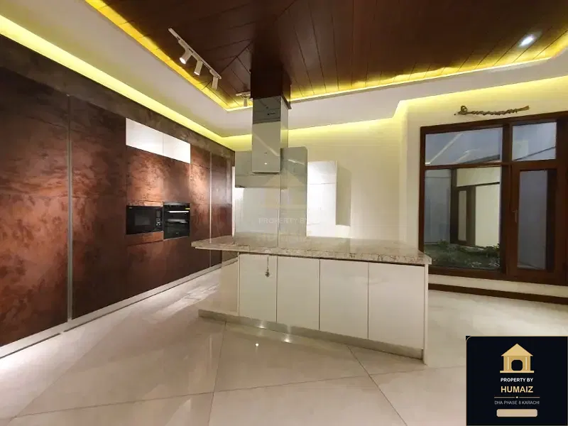 1,000 Sq. Yd. 6-Bedroom Luxury Villa (Private Pool, 7 Bath, Residence 5) in DHA Phase 8 For Sale in DHA Phase 8 Karachi — Photograph 18