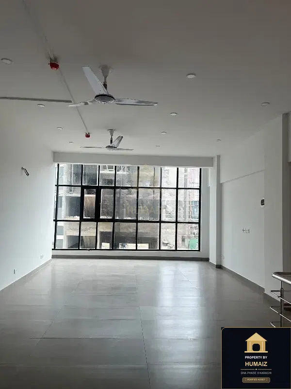 111 Sq. Yd. Corporate Office Space (Brand New, Unit 6) on Zulfiqar Commercial For Rent in DHA Phase 8 Karachi — Photograph 7