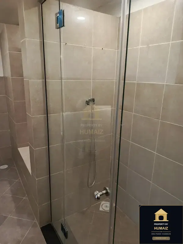 3-Bedroom Luxury Apartment (5 Bath, Suite 2) at Pearl Towers For Sale in DHA Phase 8 Karachi — Photograph 24