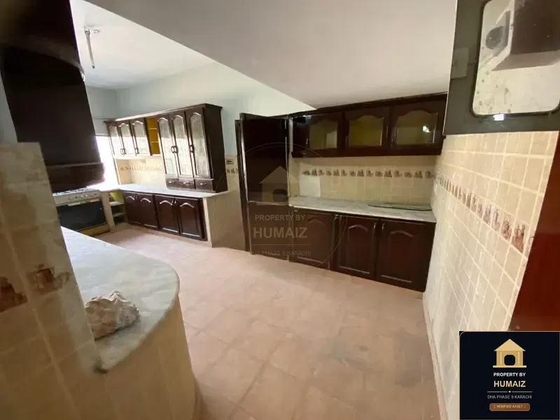 1,000 Sq. Yd. 5-Bedroom Luxury Villa (6 Bath, Residence 3) in Zone A For Sale in DHA Phase 8 Karachi — Photograph 3