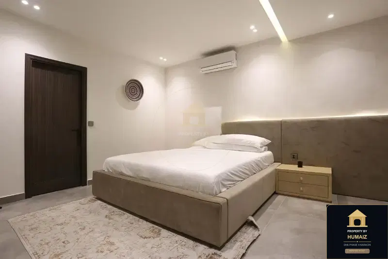 4-Bedroom Luxury Apartment (Sea Facing, 5 Bath, Suite 10) at Pearl Towers For Rent in DHA Phase 8 Karachi — Photograph 5