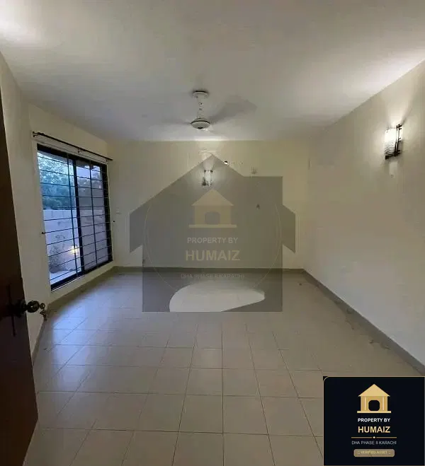 500 Sq. Yd. 4-Bedroom Luxury Villa on Zulfiqar Commercial For Sale in DHA Phase 8 Karachi — Photograph 4