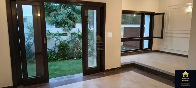 500 Sq. Yd. 6-Bedroom Luxury Villa (Brand New, 6 Bath, Residence 2) on Qasim Street For Sale in DHA Phase 8 Karachi — Photograph 4