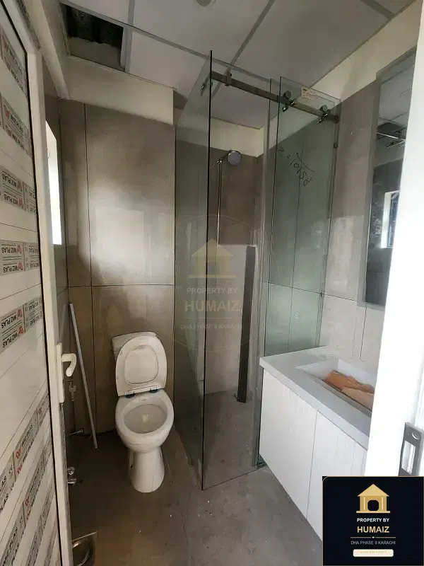 3-Bedroom Luxury Apartment (West Open, 4 Bath, Suite 1) in DHA Phase 8 For Sale in DHA Phase 8 Karachi — Photograph 4