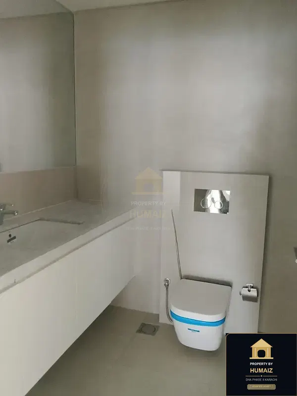 3-Bedroom Luxury Apartment (Sea Facing, 5 Bath, Suite 8) at Emaar Oceanfront For Rent in DHA Phase 8 Karachi — Photograph 16