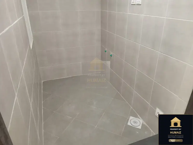 4-Bedroom Luxury Apartment (Sea Facing, 6 Bath, Suite 4) at Coral Towers For Sale in DHA Phase 8 Karachi — Photograph 13