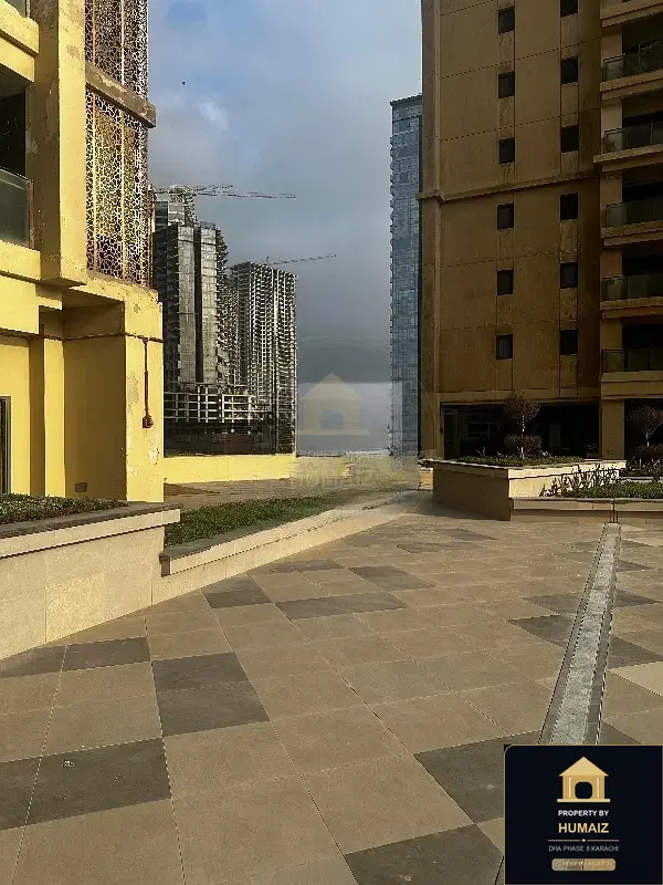 278 Sq. Yd. 3-Bedroom Luxury Villa at Coral Towers For Sale in DHA Phase 8 Karachi — Photograph 4