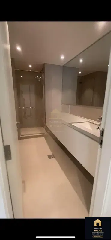 1-Bedroom Luxury Apartment at The Views North Tower For Rent in DHA Phase 8 Karachi — Photograph 15
