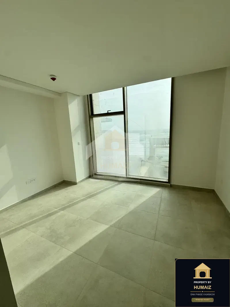 3-Bedroom Luxury Apartment (Sea Facing, 4 Bath, Suite 4) at Emaar Oceanfront For Rent in DHA Phase 8 Karachi — Photograph 17