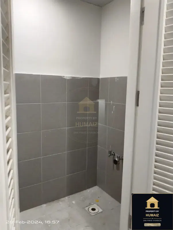 3-Bedroom Luxury Apartment (4 Bath, Suite 2) at Reef Towers For Rent in DHA Phase 8 Karachi — Photograph 10