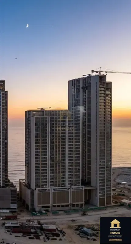 3-Bedroom Luxury Apartment (Sea Facing, 3 Bath, Suite 35) at The Views For Rent in DHA Phase 8 Karachi — Photograph 2