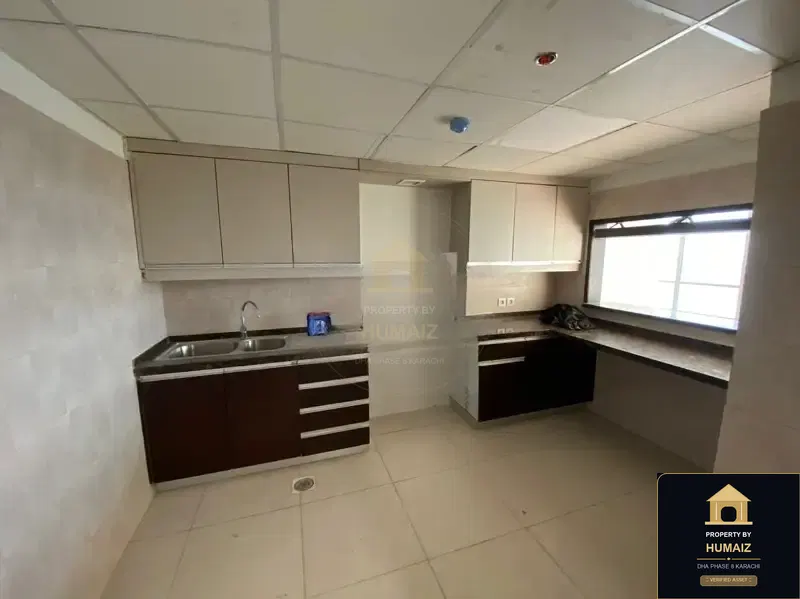 4-Bedroom Luxury Apartment (Private Pool, 5 Bath, Suite 4) at Tower A For Sale in DHA Phase 8 Karachi — Photograph 7