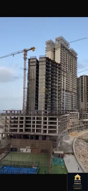 2-Bedroom Luxury Apartment (Sea Facing, 4 Bath, Suite 10) at Reef Towers For Sale in DHA Phase 8 Karachi — Photograph 2