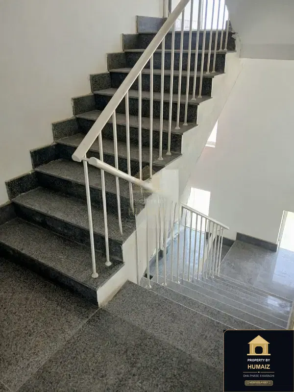 2-Bedroom Luxury Apartment (Brand New, 2 Bath, Suite 6) in DHA Phase 8 For Sale in DHA Phase 8 Karachi — Photograph 4